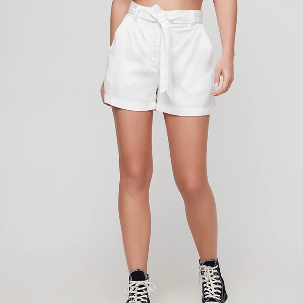 Aritzia Wilfred Free Natalie Short